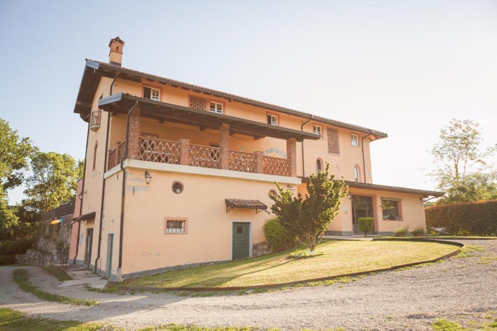 Tenuta Montezeglio Country Family House Invorio Inferiore Extérieur photo