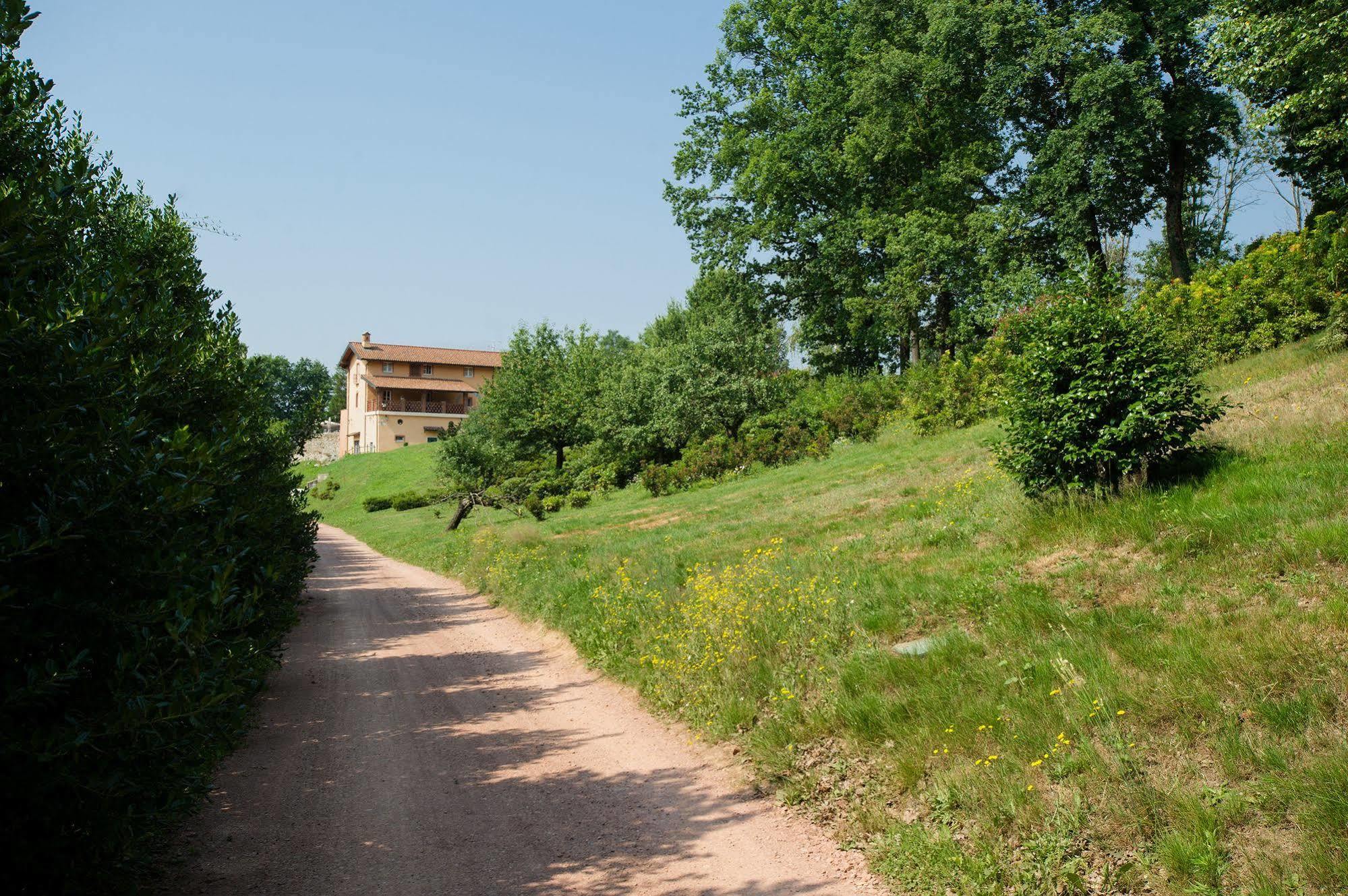 Tenuta Montezeglio Country Family House Invorio Inferiore Extérieur photo